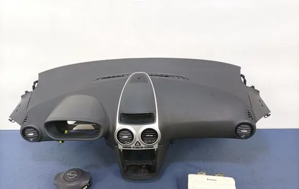 Opel Corsa D Dashboard 