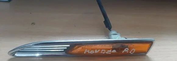 Ford Mondeo MK IV Front fender indicator light 7S7113K354