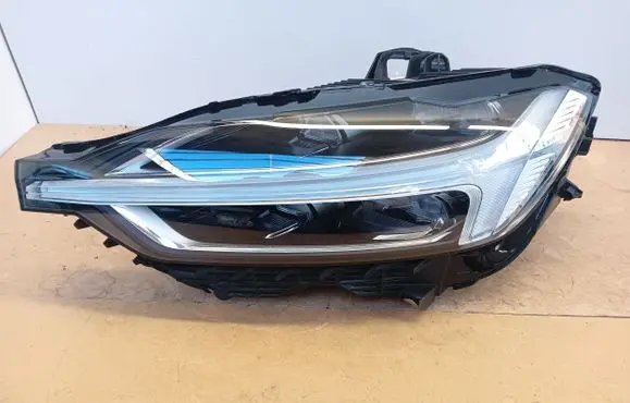 Volvo XC60 Headlight/headlamp 31420411