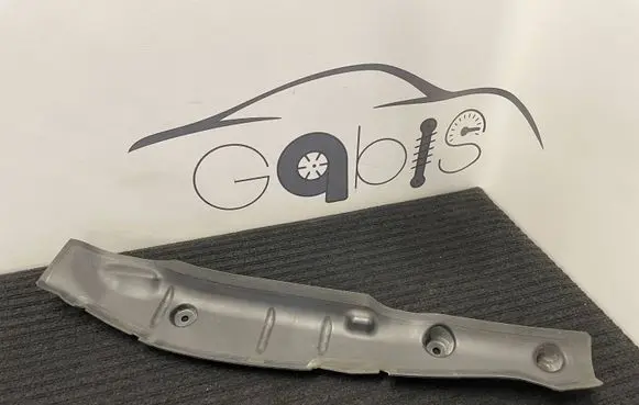 Fender end trim
