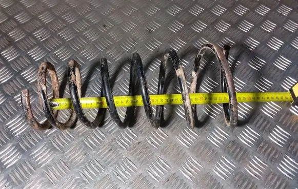 Ford Mondeo MK II Rear coil spring