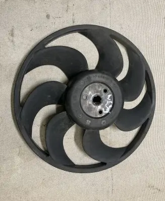 Mercedes-Benz Vito Viano W639 Fan impeller 3136613299