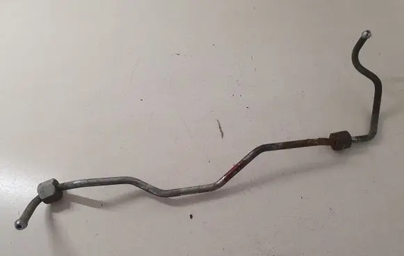Subaru Outback (BS) Fuel injector supply line/pipe 