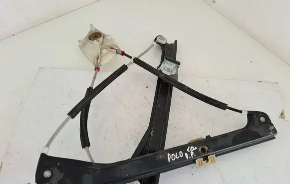 Volkswagen Cross Polo Front window lifting mechanism without motor