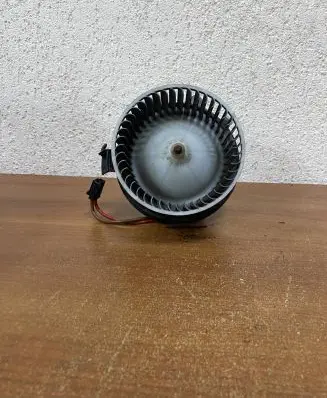 Mercedes-Benz E A207 Air conditioning (A/C) fan (condenser) V7825001 E2963
