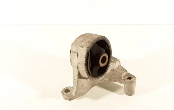 Honda Civic Engine mount bracket