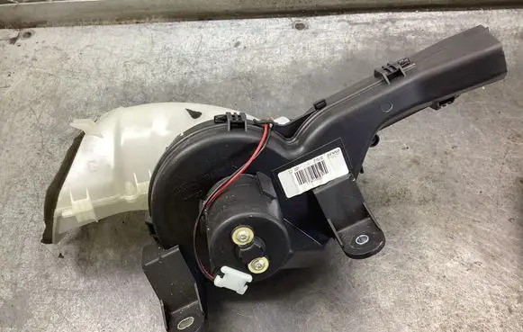 Heater fan/blower