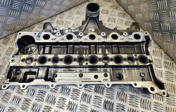 Volvo S80 Rocker cam cover 30614422