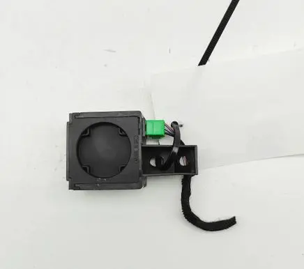 Land Rover Defender Keyless (KESSY) go control unit/module K8D215607AC 28673196