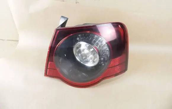 Volkswagen PASSAT B6 Rear/tail lights