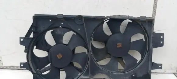 Dodge Caravan Radiator cooling fan shroud 04682636