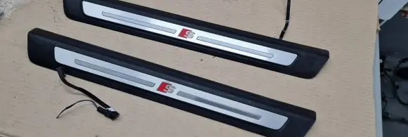Audi Q5 SQ5 Front sill trim cover 80A947417
