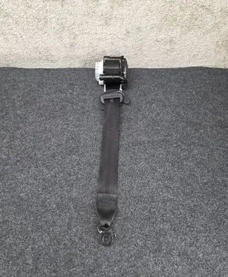 Rear seatbelt