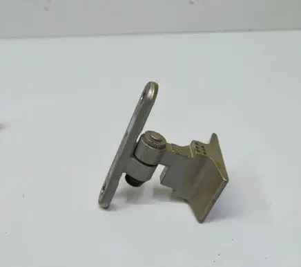 BMW 5 GT F07 Front door upper hinge 7193115