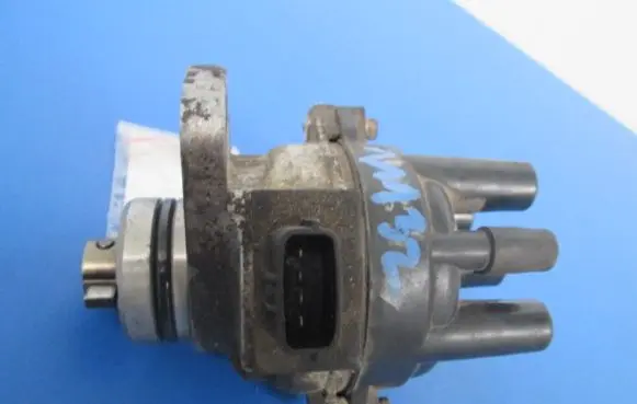 Mazda 323 Spark distributor 