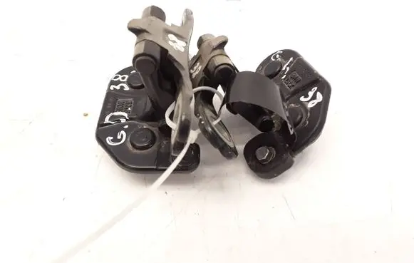 BMW 1 E81 E87 Tailgate/trunk/boot hinge 7060625 7060626