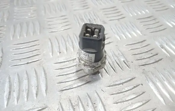 Air conditioning (A/C) pressure sensor