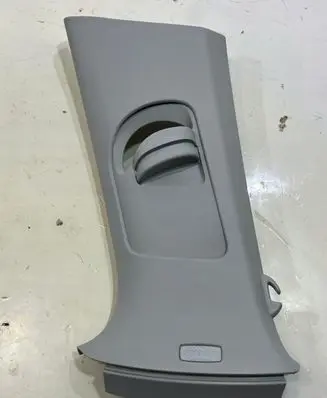 Volkswagen Golf VII (B) pillar trim (bottom)