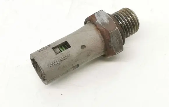 Renault Trafic II (X83) Oil pressure sensor 0600 11F4
