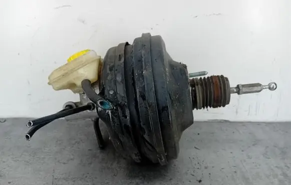 Audi A4 S4 B7 8E 8H Brake booster 8E0612105P