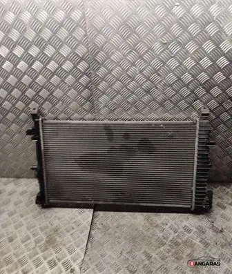 Opel Insignia A Coolant radiator 630716