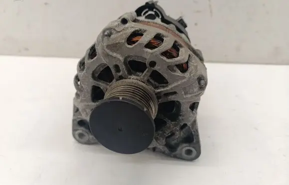 Nissan Juke II F16 Generator/alternator 231009092R
