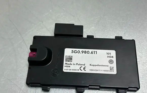 Volkswagen PASSAT B8 Aerial antenna amplifier 5G0980611 00726000319 11600010510
