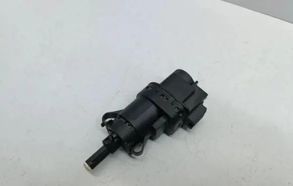 Ford Focus C-MAX Brake pedal sensor switch 3M5T13480AB