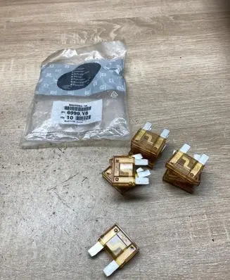 Citroen C1 Other relay 6999Y6 70AFUSE