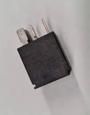 Volvo V70 Other relay 9441161 4RD00781400