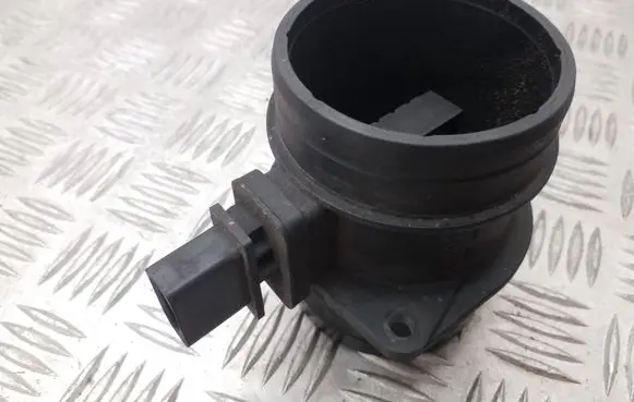 Audi A6 S6 C6 4F Mass air flow meter 03G906461C 0281002735