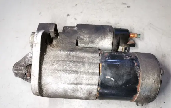 Nissan Qashqai Starter motor 8200584675B M000T87881