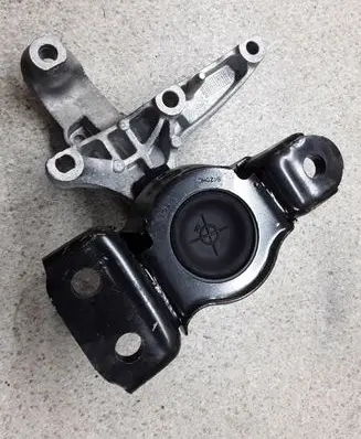 Nissan Qashqai Engine mount bracket 112848459R