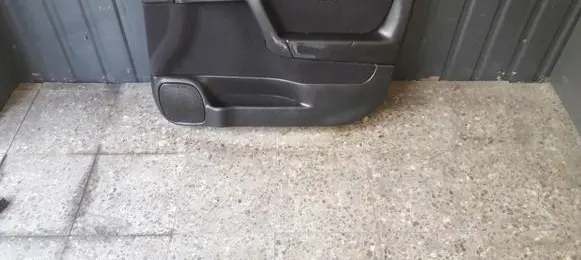 Opel Astra G Front door card panel trim 024404574