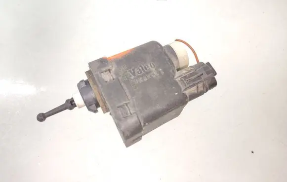 Opel Tigra A Headlight level adjustment motor 20H38