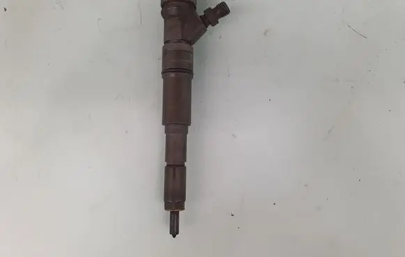 BMW 5 E60 E61 Fuel injector 7794435 13537794435