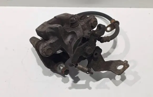 Lexus CT 200H Rear brake caliper 4785012240