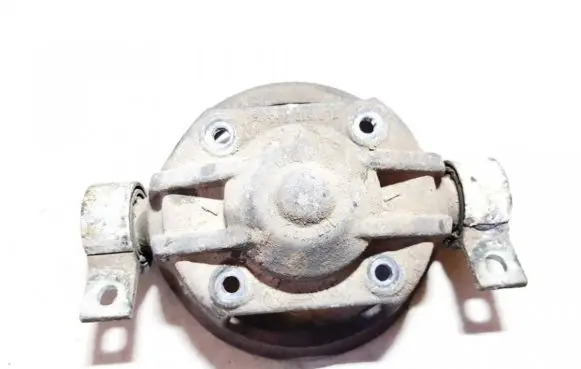 Volkswagen Touareg I Coil spring mount 7l0512345