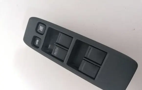 Hyundai Santa Fe Electric window control switch 25401 AV640 310804