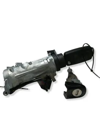 Volkswagen Golf VI Ignition lock 1K0905851B
