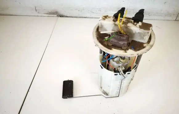 Peugeot 406 In-tank fuel pump 9635281380 0580303026