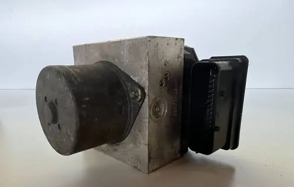 Mini One - Cooper Clubman R55 ABS Pump 6785683 54084991A 15803815