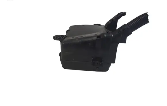 Nissan Leaf II (ZE1) Fuse module 7154745130