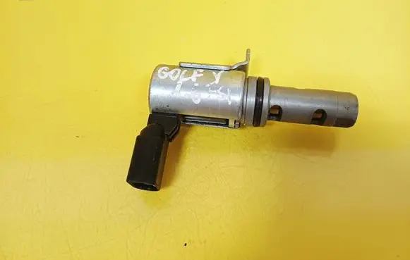 Volkswagen Golf V Camshaft vanos timing valve 
