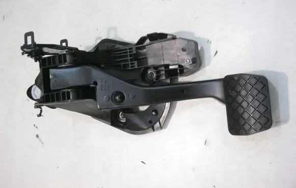 Volkswagen Golf VII Brake pedal 5Q2723058AN