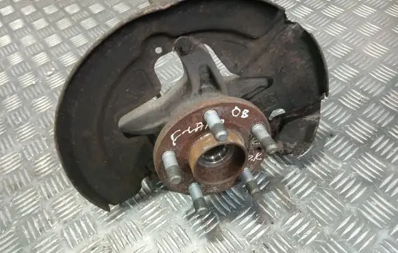 Land Rover Freelander 2 - LR2 Front wheel hub spindle knuckle