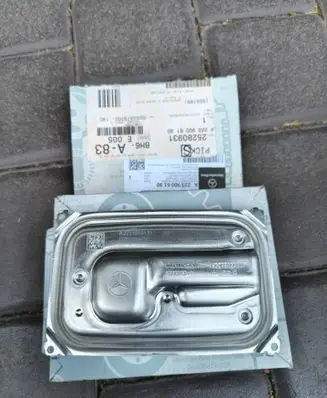 Mercedes-Benz GLC C254 Xenon control unit/module A2239006130 23030101164319E