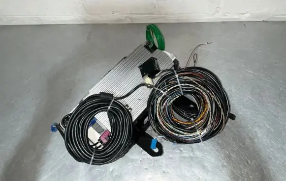 BMW 5 F10 F11 Bluetooth control unit module 9251739