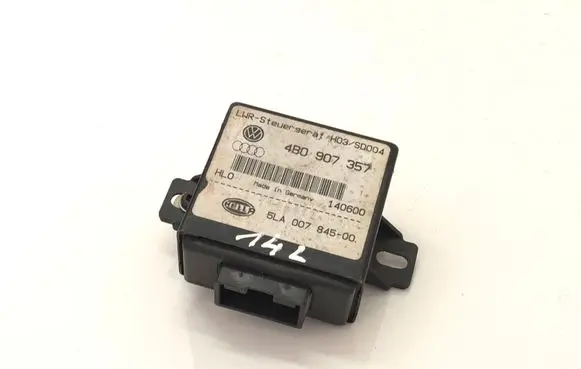 Volkswagen PASSAT B5 Light module LCM 4B0907357 5LA00784500