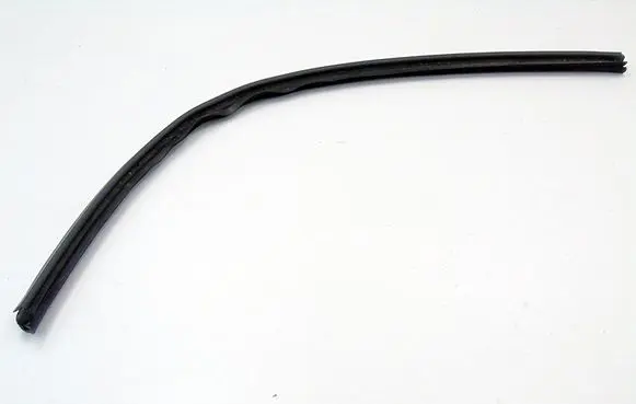 Hyundai i30 Front door window/glass frame